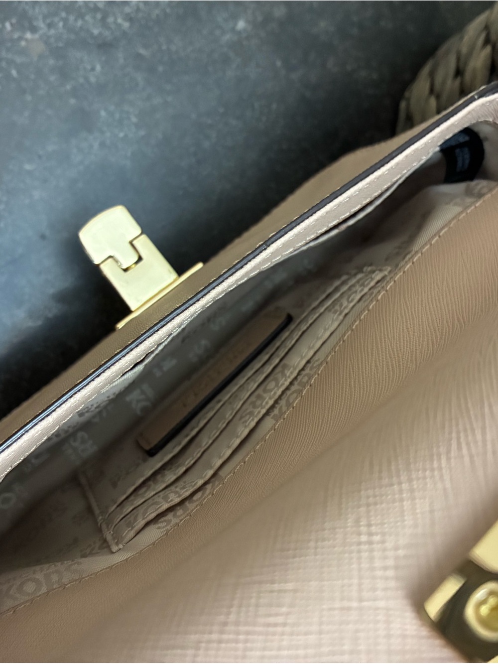 Michael Kors Crossbody Purse & Wallet -Blush/Nude - Picture 9 of 11